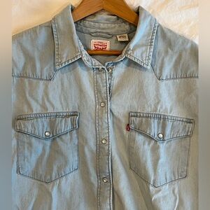 Levi's Light Blue Denim Shirt, Size Women’s XXL